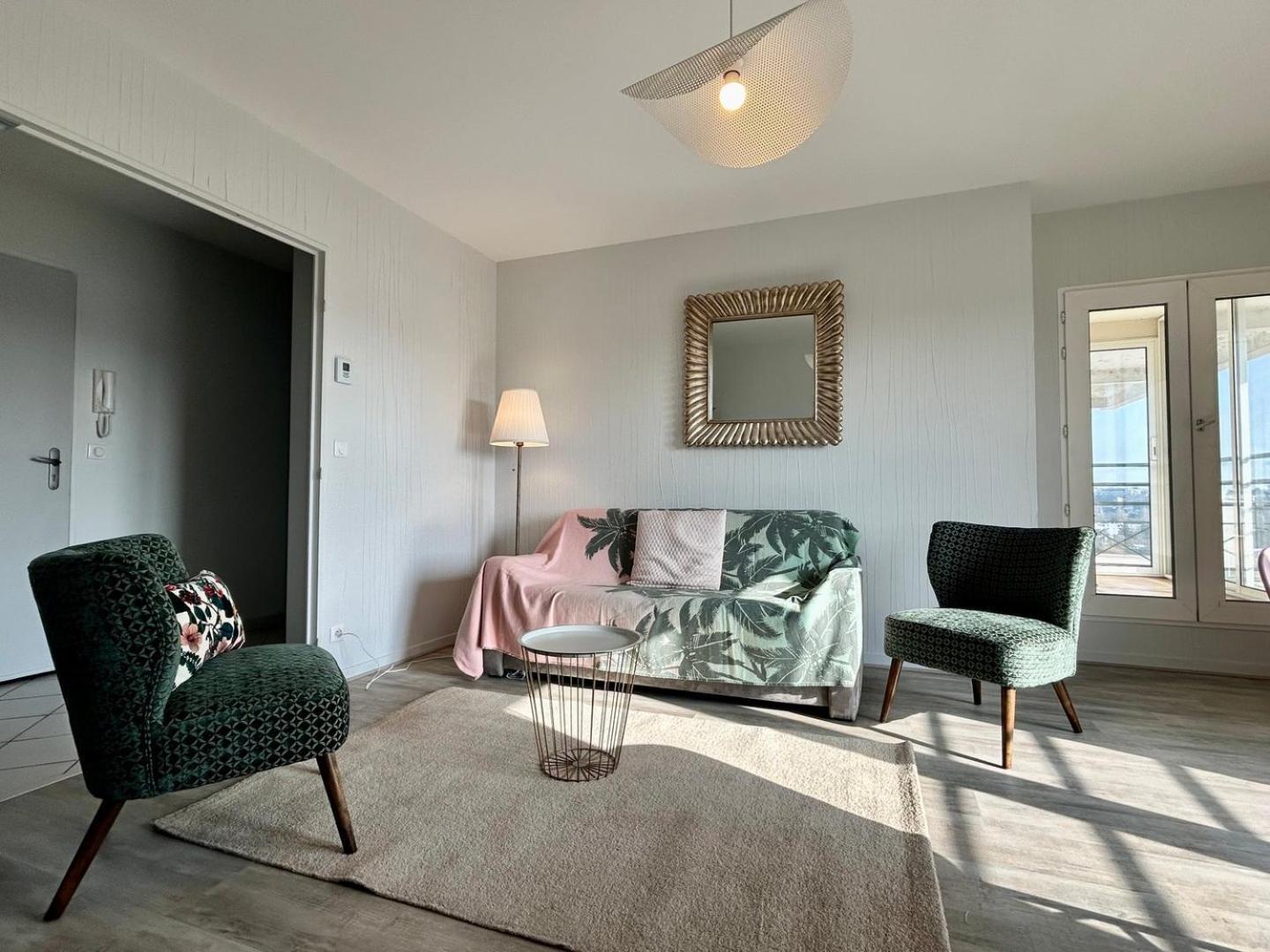The Belvedere: City Centre With Magnificent Views Apartman Poitiers Kültér fotó